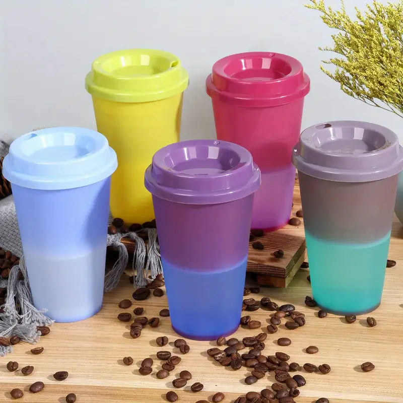 LocalID_69506 Colour Changing Plastic Cups - 13.5CM Tall (5.3in) - 480ML (16oz)
