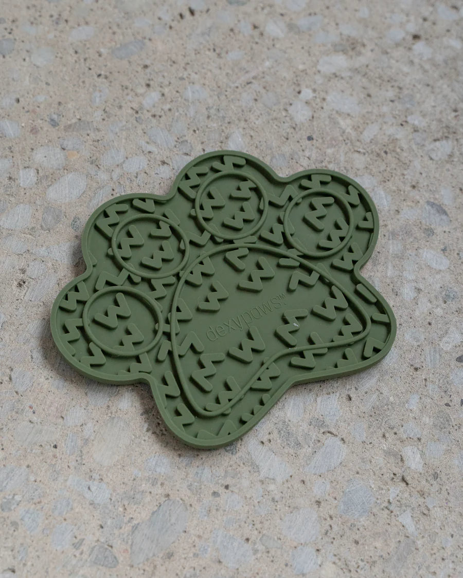 Dexypaws - Dog Lick Mat - GREEN PAW - 20.5 x 19 x 1CM (8x7.5x.5in)