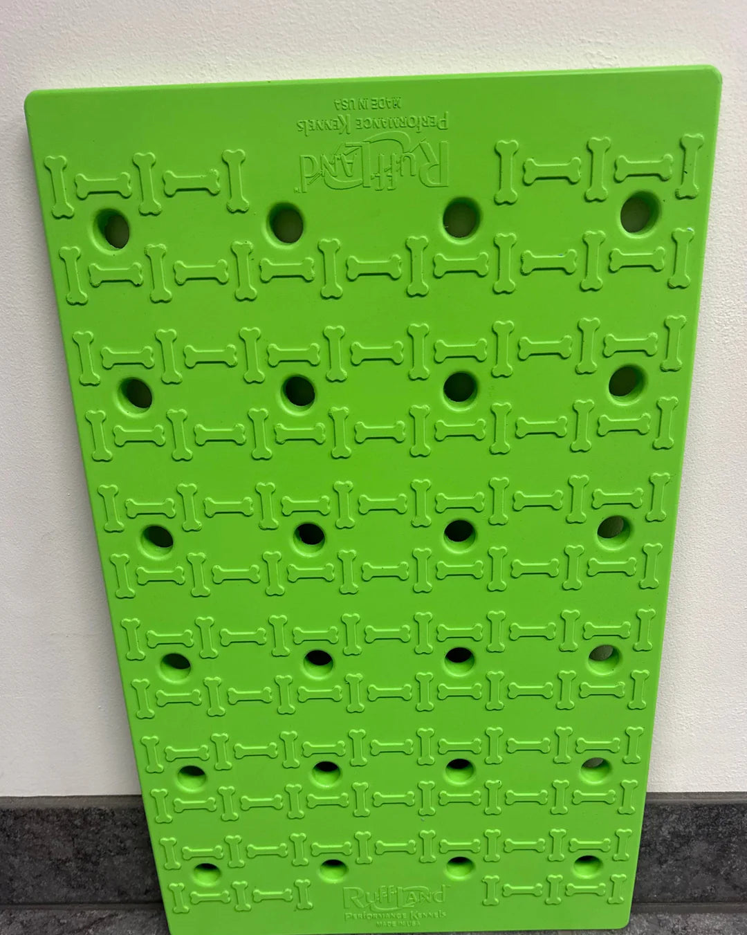 Ruff Land Accessories - Cushy Ride Kennel Pad - Assorted Sizes and Colours